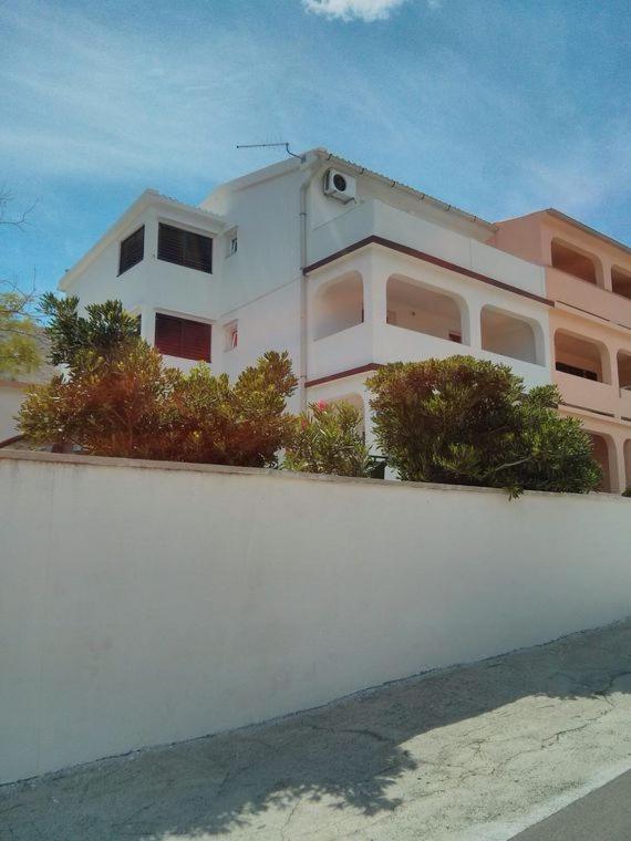 Apartmani Nerko باغ المظهر الخارجي الصورة