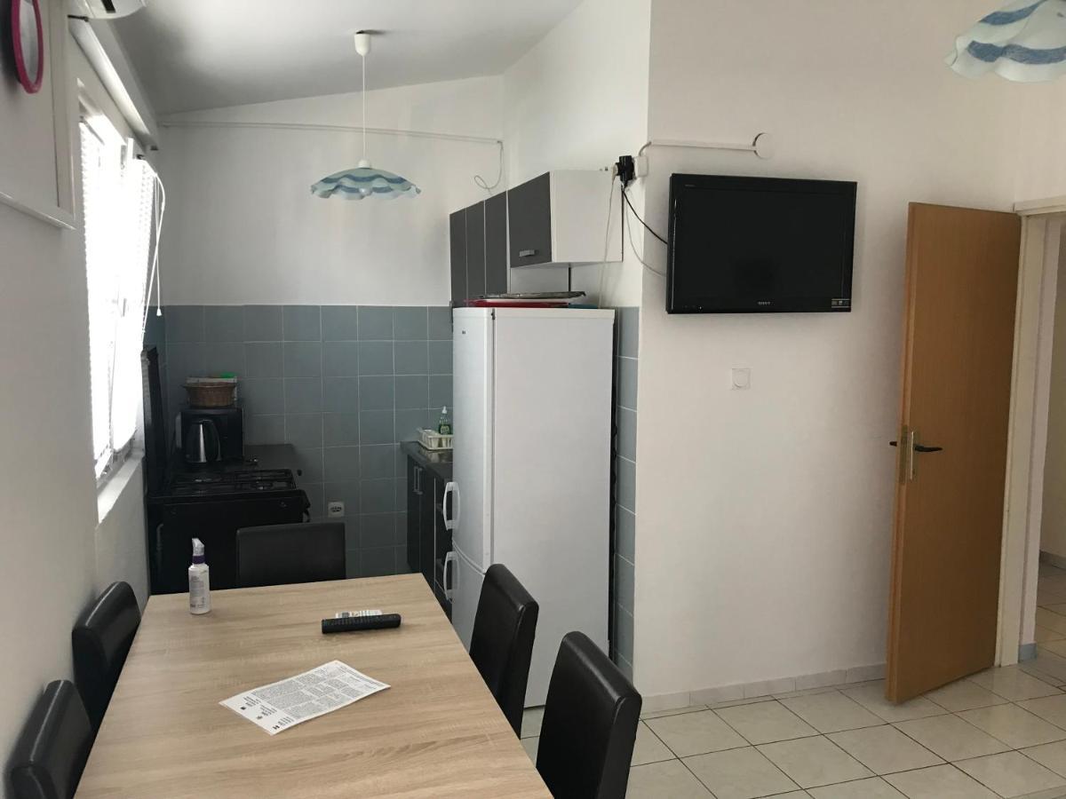 Apartmani Nerko باغ المظهر الخارجي الصورة
