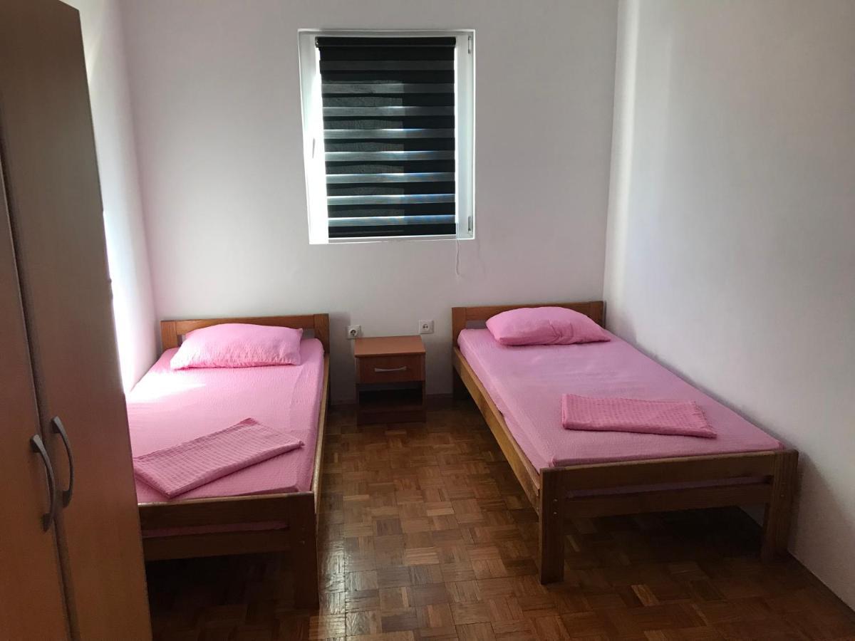 Apartmani Nerko باغ المظهر الخارجي الصورة